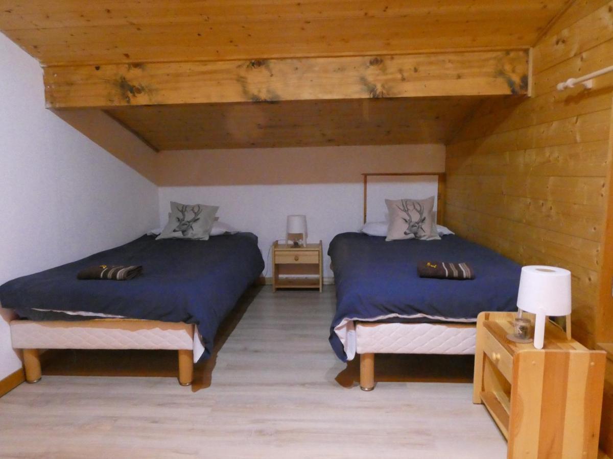 Central Hostel Chatel Luaran gambar