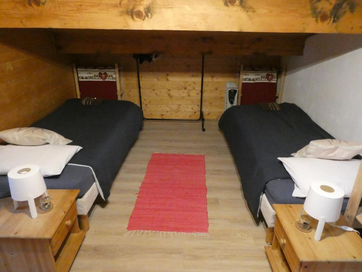 Central Hostel Chatel Luaran gambar