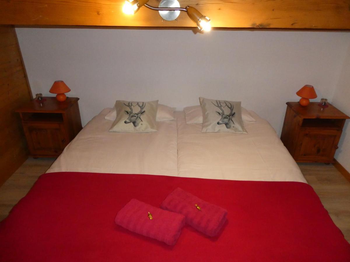 Central Hostel Chatel Luaran gambar