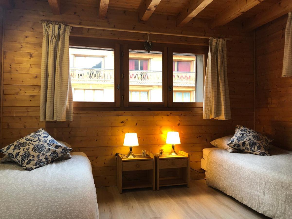 Central Hostel Chatel Luaran gambar