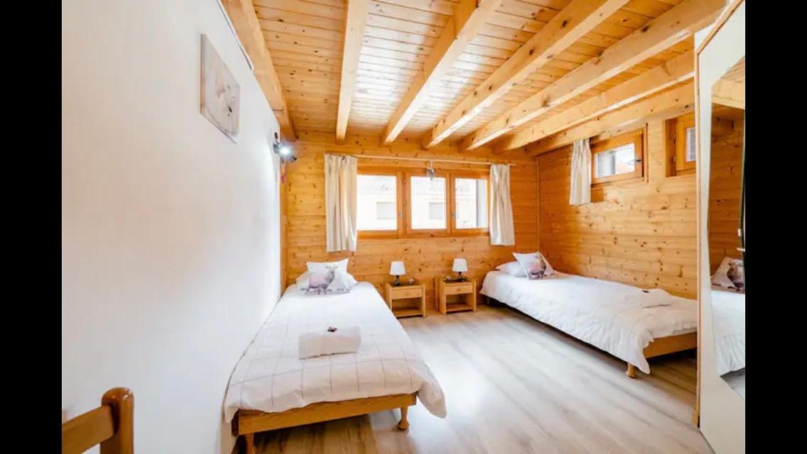Central Hostel Chatel Luaran gambar
