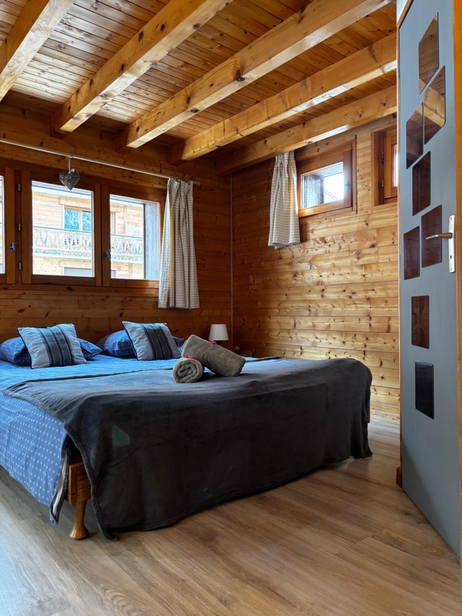 Central Hostel Chatel Luaran gambar