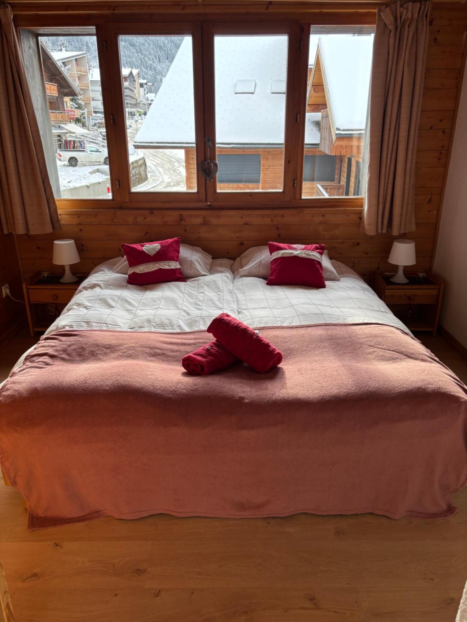 Central Hostel Chatel Luaran gambar